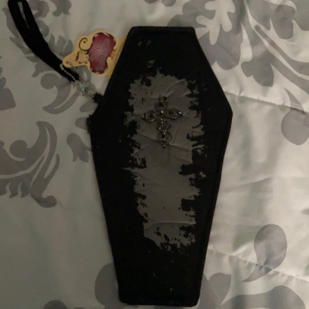 Coffin purse for Halloween or everyday use.